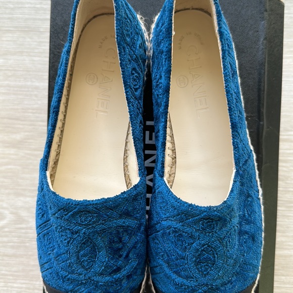 Chanel Velvet Camellia Espadrilles - Picture 6 of 7